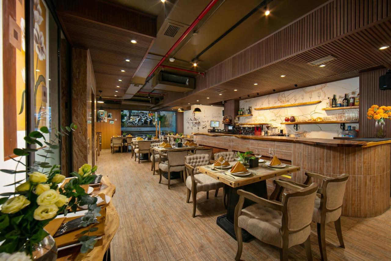 Nesta Hotel Saigon Хошимин Экстерьер фото